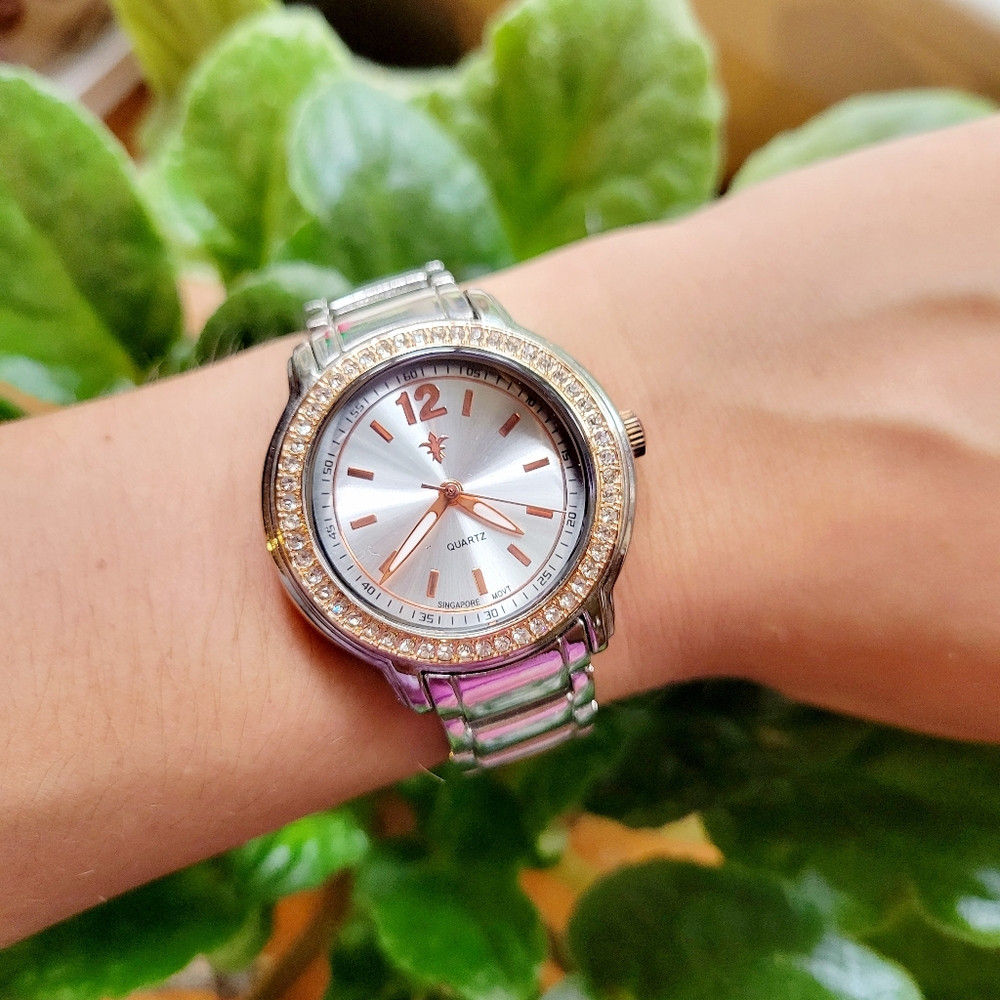 Classic Rhinestone Watch - Picture 4 of 8